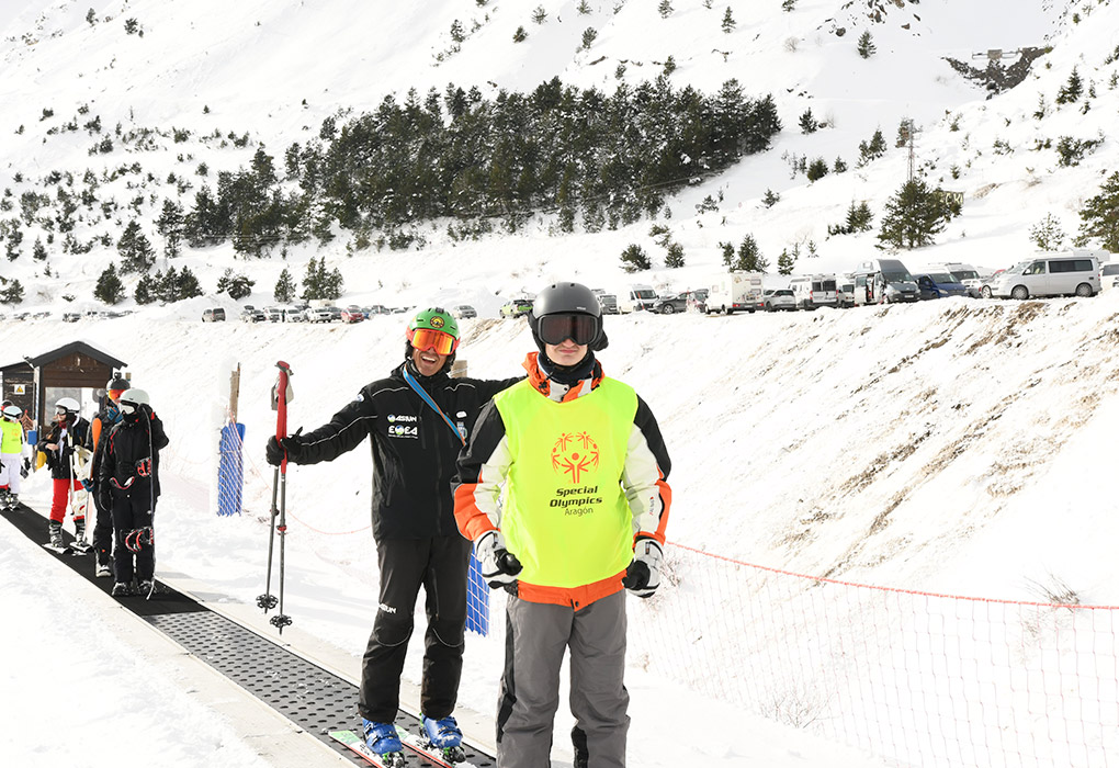 Escuela de deportes de invierno