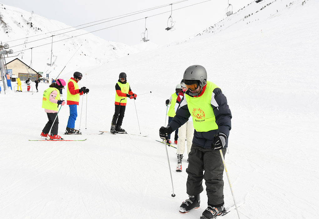 Escuela de deportes de invierno